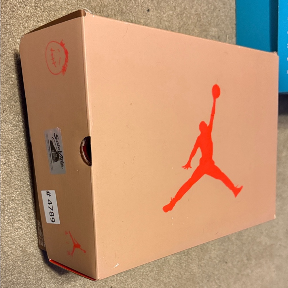 Jordan 6 X Travis Scott shoes